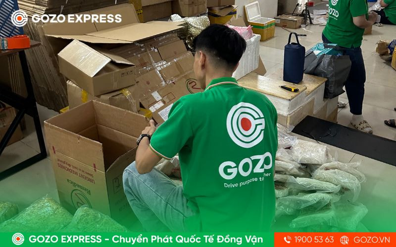 Khi gửi hàng, quý khách cần cung cấp đầy đủ thông tin người nhận