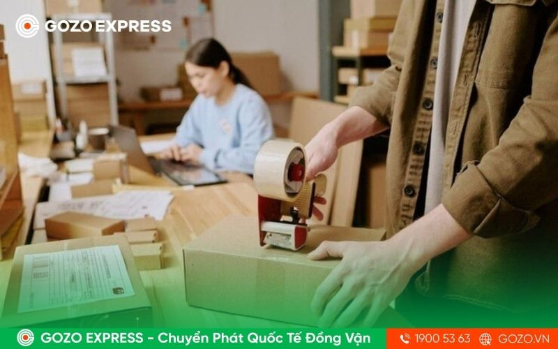 gui-thuc-pham-di-singapore